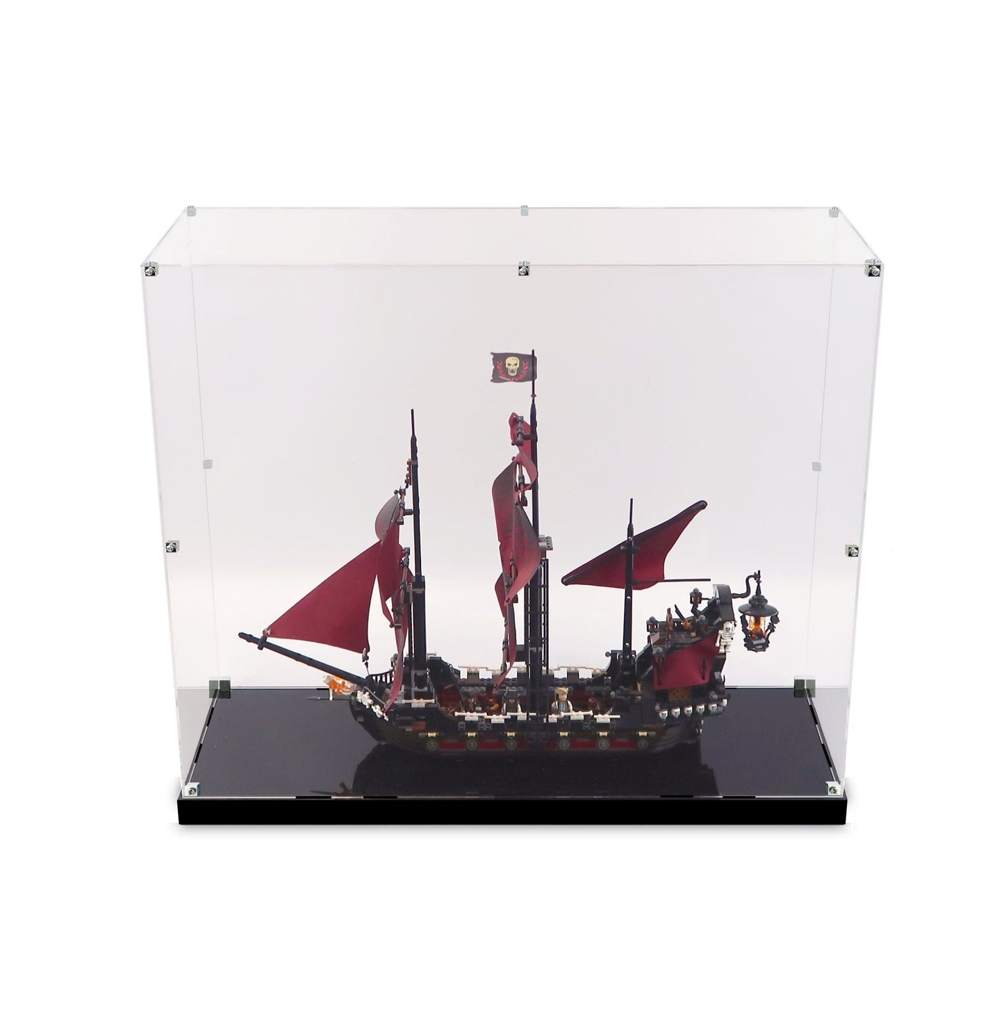 (4195) Queen Anne’s Revenge LED Display Case