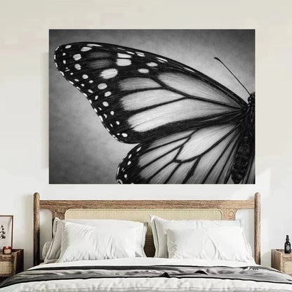 Monochrome Flight